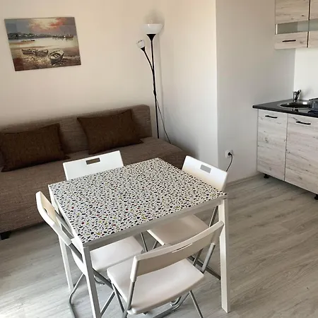 Garden Apartment